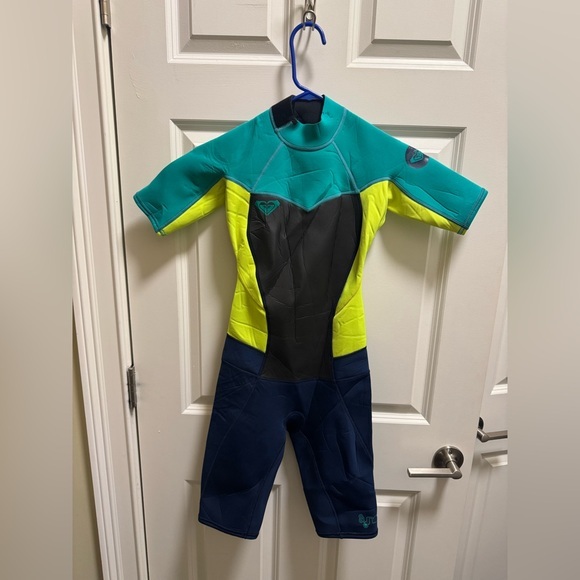 Girls Youth Roxy Wetsuit Diving Suit Size 2 - Picture 1 of 8